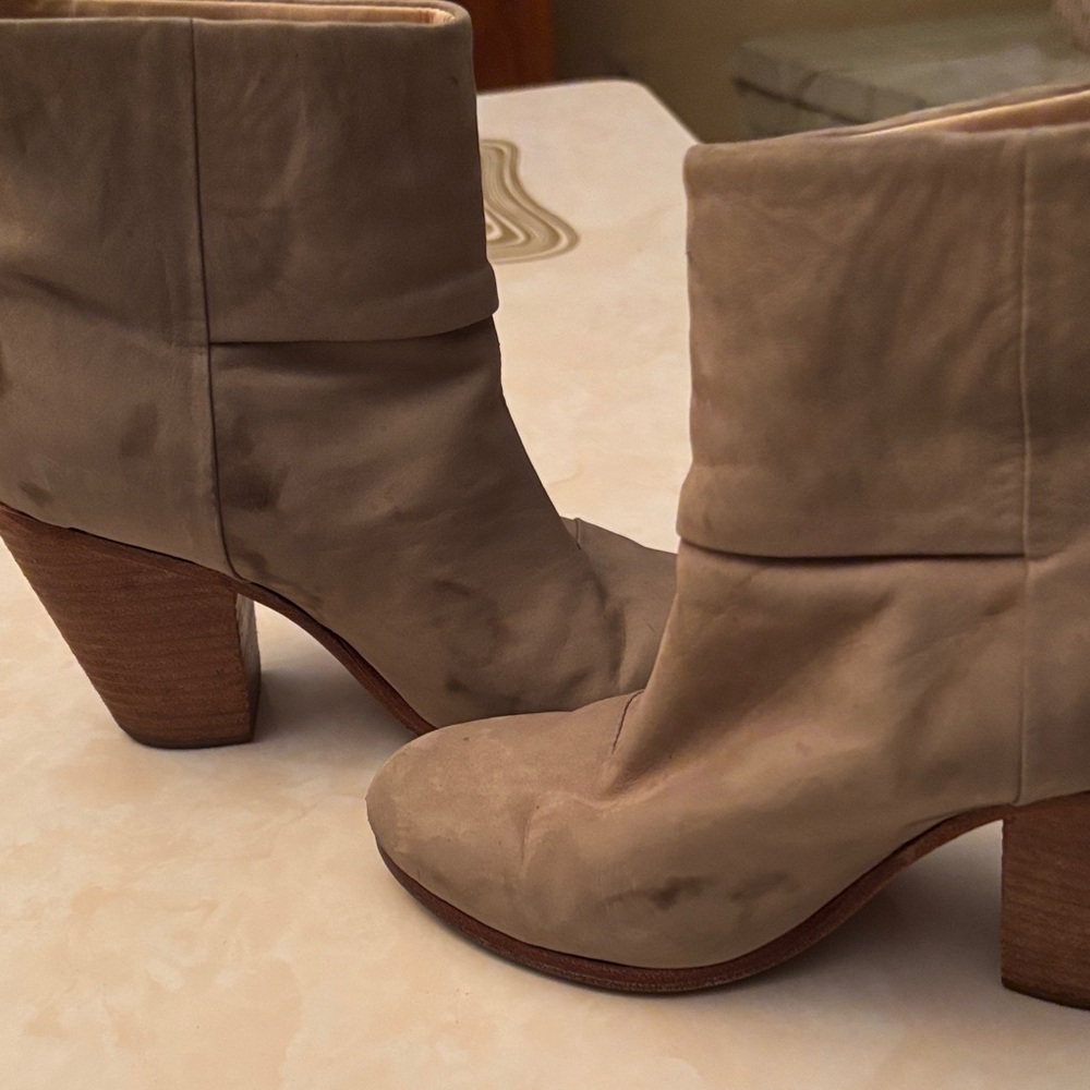 rag & bone Taupe Ankle Newbury Boots  Size 35/5 Winter Fall Suede - Picture 7 of 9